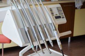Leczenie endodontyczne i narzędzia dentystyczne